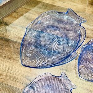 Vintage fish trays - melamine trays